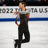 Jason Brown pointing sideways Nasvhille US Figure Skating-3912