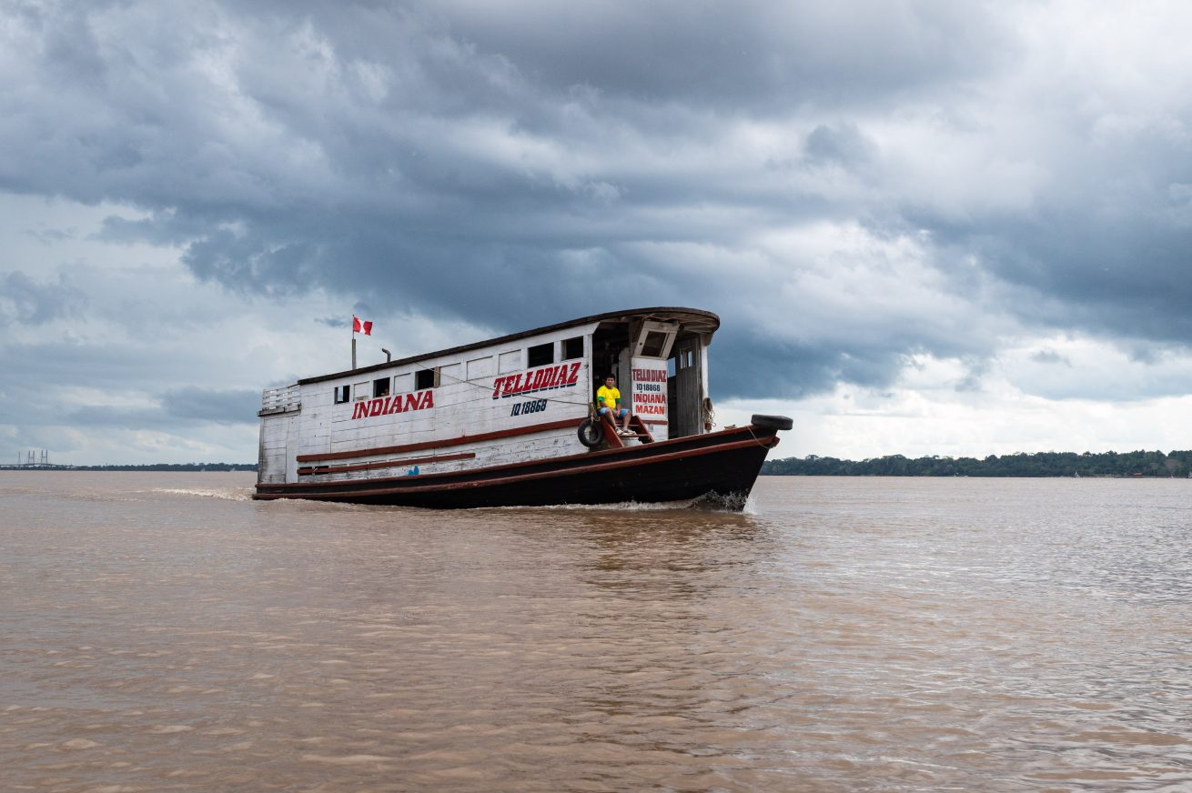 Amazon boat Peru-7224