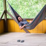Guide in hammock Peru-7217