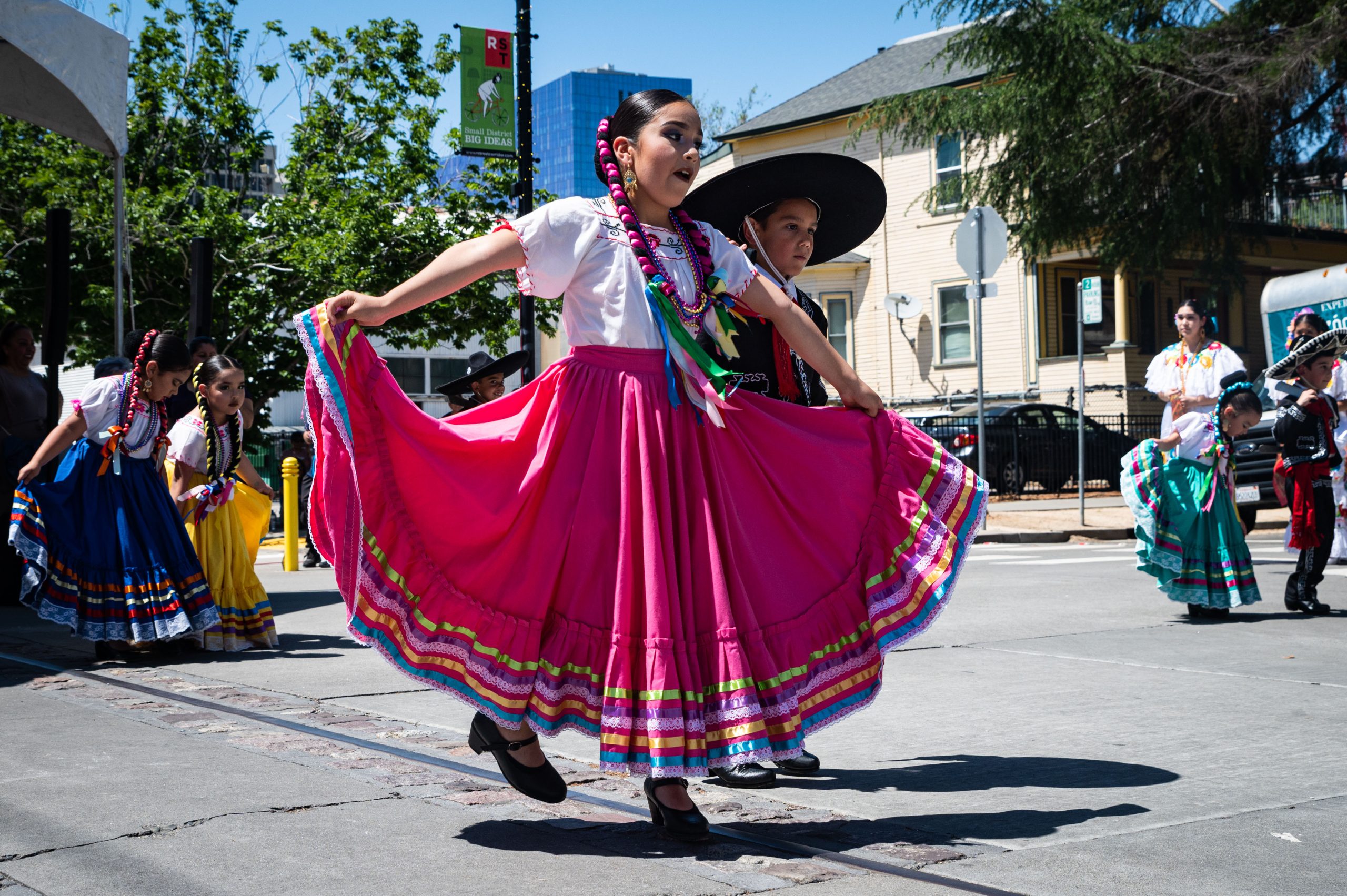 sacramento, california, mexican culture, event, floricanto family festival, pink dress, girl, dancing, child