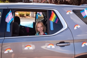Child Waving in Car Placer Pride-1129