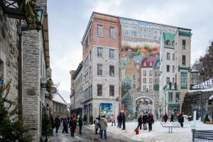 Quebec city, quebec, chris allan, travel photography, freelance, mural, kids, lower town, historic, winter, schoolchildren