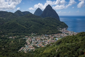 View-of-Pitons-Drive-to-Soufriere-saint-lucia-4498-